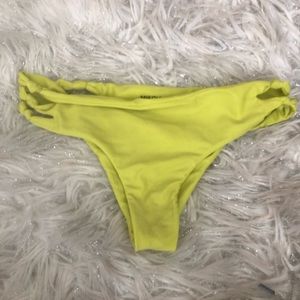 Mikoh Bottoms